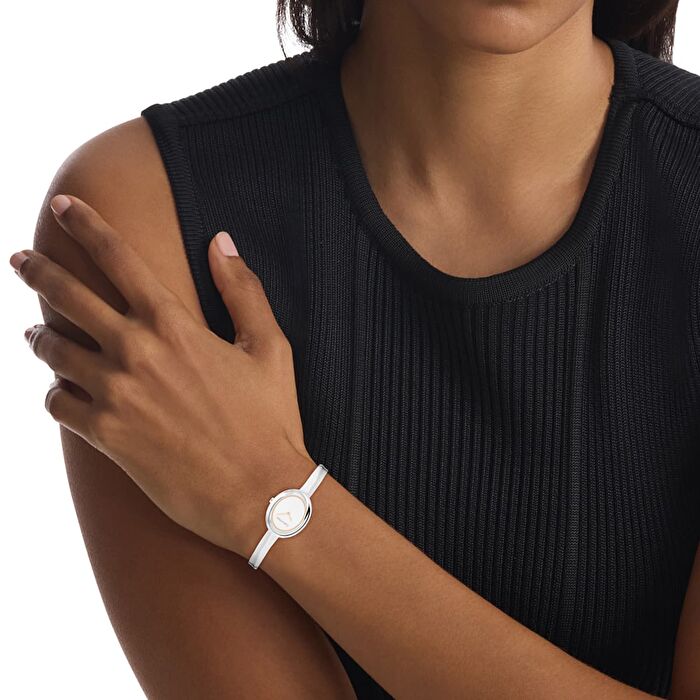 CALVIN KLEIN, TWISTED BEZEL