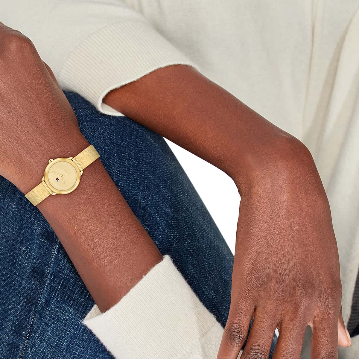 TOMMY HILFIGER, DEMI