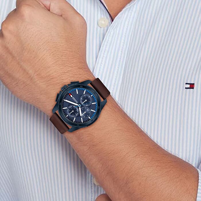 TOMMY HILFIGER, WALKER